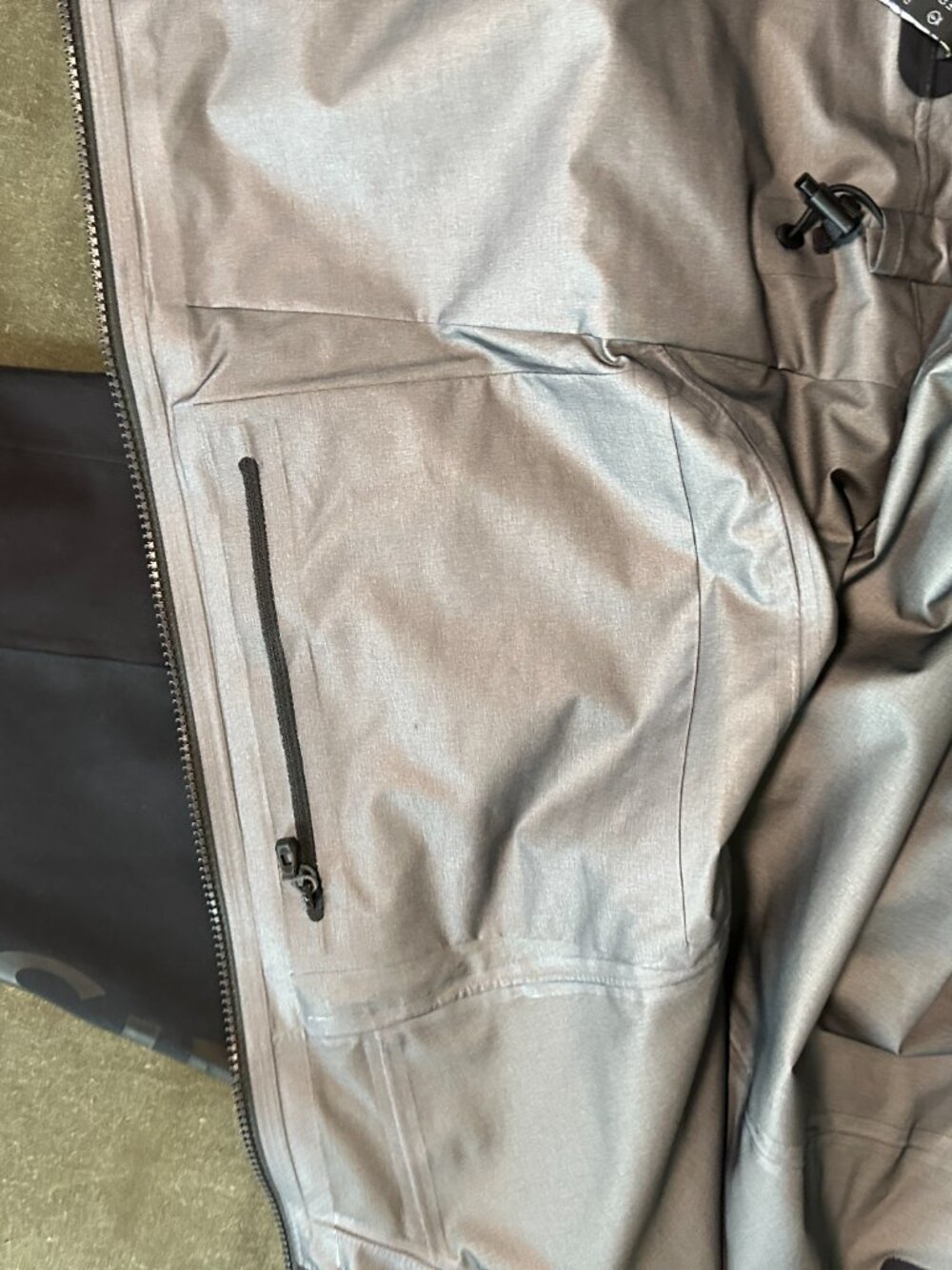 Simms ProDry Jacket (Gore-Tex Pro Shell) - Picture 15 of 16